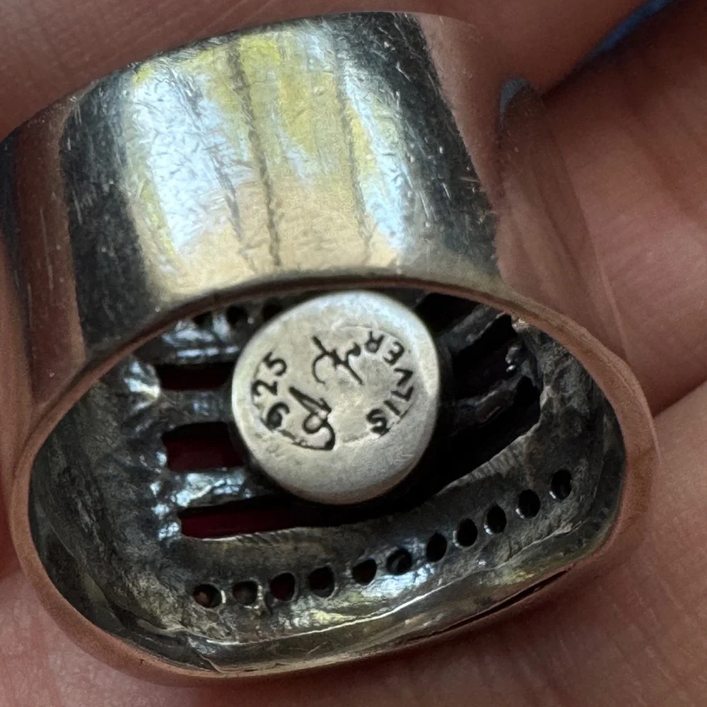 925‎ Sterling Silver Women’s Ring